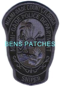 FLORIDA,A,MIAMI DADE POLICE SUBDUED 1_wm
